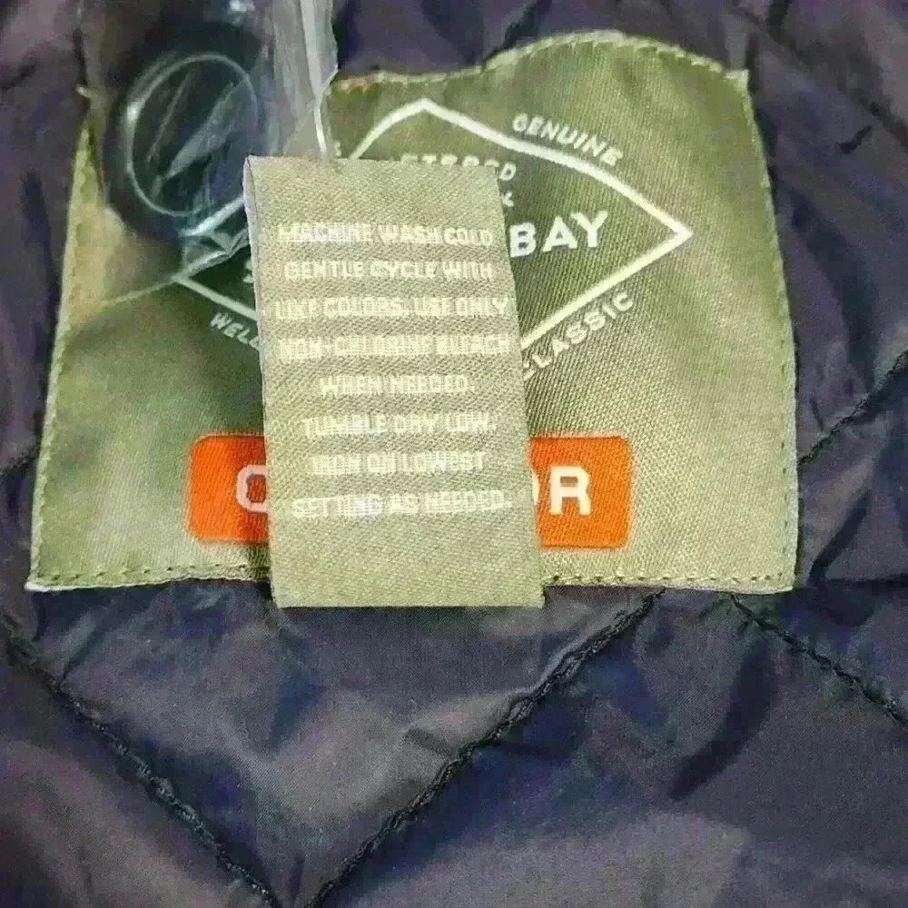 NWT St. John's Bay Outdoor Navy Blue Zip Up Vest Size M‎